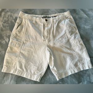 Men’s, White linen/cotton shorts, size 38